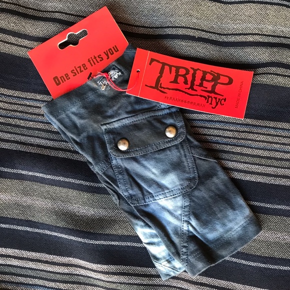 TRIPP NYC NWTs Unisex One Pocket Fingerless Gloves Arm Warmers Stocking Stuffer! - Picture 1 of 6